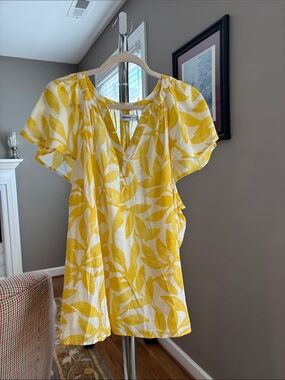 Sonoma Yellow and White Leaf Print Flutter Sleeve Top NWOT
